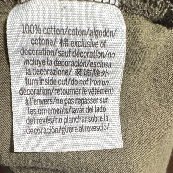 Great Condition PINK Victoria's Secret Green Camouflage Tee w/PINK Graphics - Picture 6 of 6